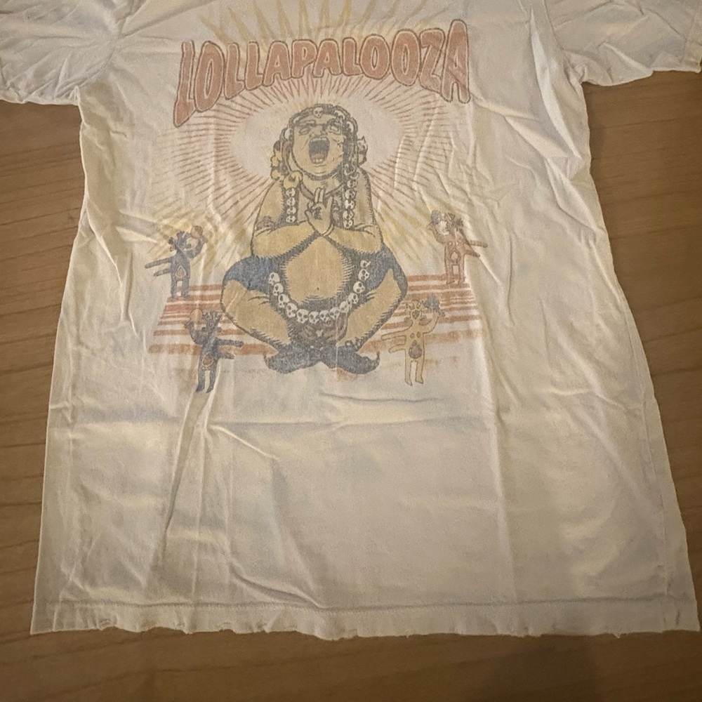 Lollapalooza Graphic T-Shirt